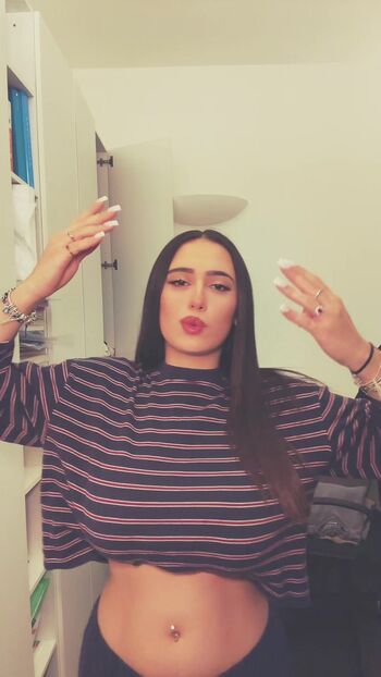 Full leaked Chloe carnevaletti private onlyfans photo