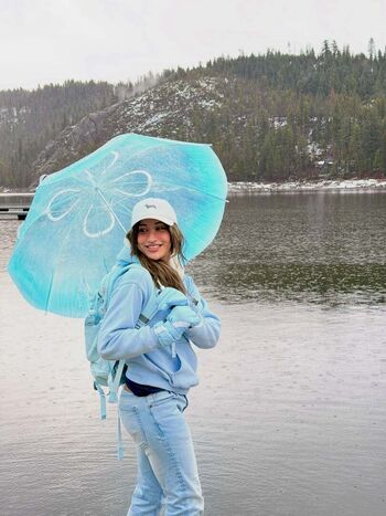 Full leaked Chloe cole private onlyfans photo