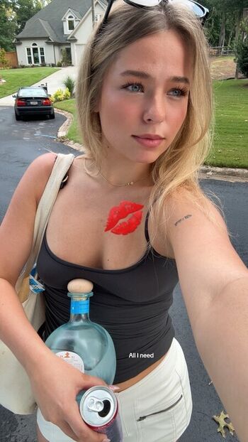 Full leaked Chloe lafeve private onlyfans photo