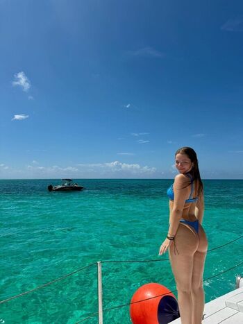 Full leaked Chloe lafeve private onlyfans photo