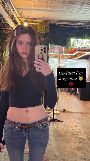 Full leaked Chloe longname private onlyfans photo