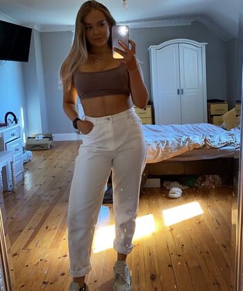 Full leaked Chloe mcarthur private onlyfans photo