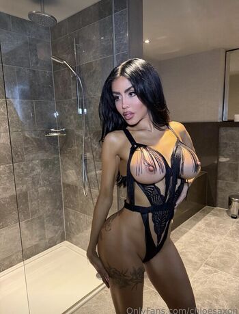 Chloe Saxon