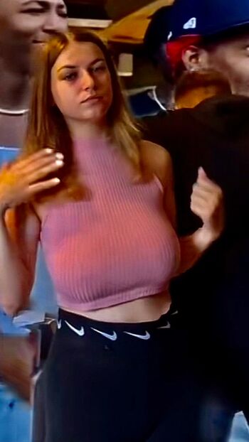 Chloe Thomas