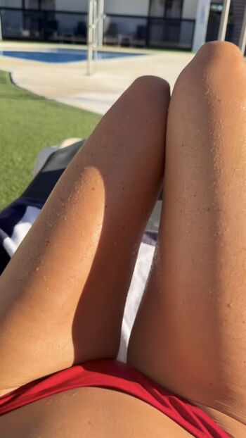 Full leaked Chloecaviar private onlyfans photo