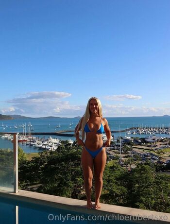 chloerobertsxo