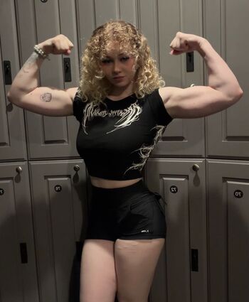 Full leaked Chloethehokage private onlyfans photo