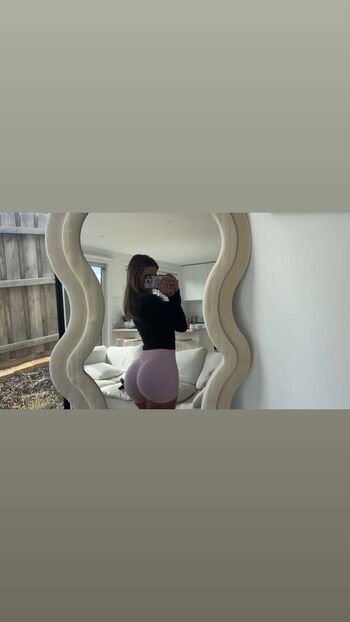 Full leaked Chlotobin private onlyfans photo