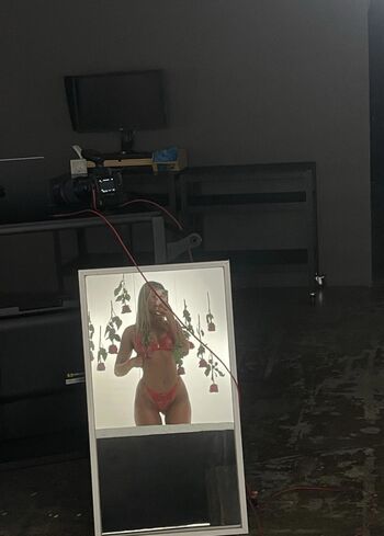 Full leaked Chlotobin private onlyfans photo