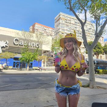 Full leaked Chloxxhill private onlyfans photo