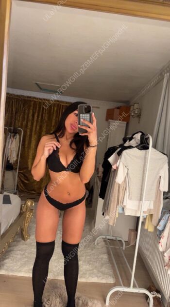 Full leaked Christabellaeee private onlyfans photo