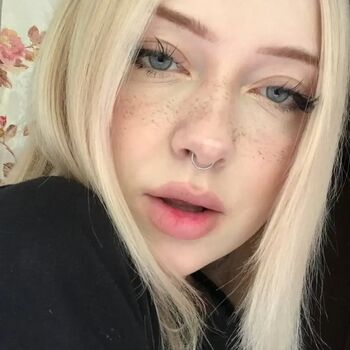 Full leaked Christinbland private onlyfans photo