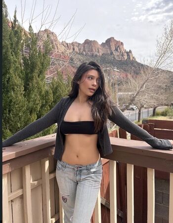 Full leaked Chrrywoods private onlyfans photo