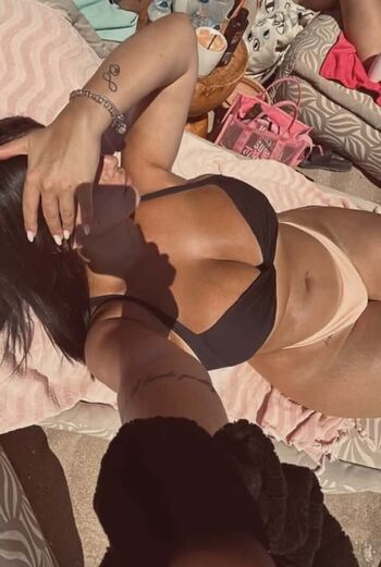 Full leaked Chrysanthie private onlyfans photo