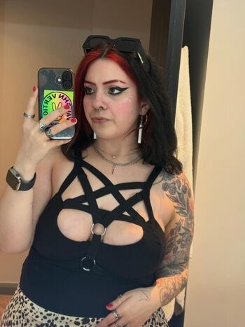 Full leaked Chx rliex page private onlyfans photo