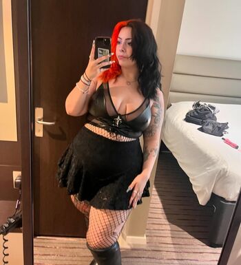 Full leaked Chx rliexo private onlyfans photo