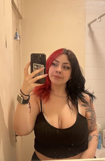 Full leaked Chx rliexo private onlyfans photo