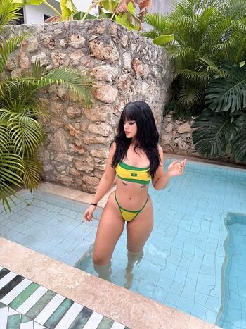 Full leaked Chxrryxblossom private onlyfans photo