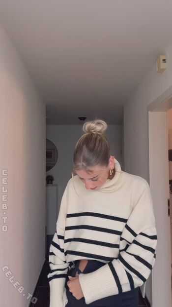 Full leaked Ciarasophie private onlyfans photo