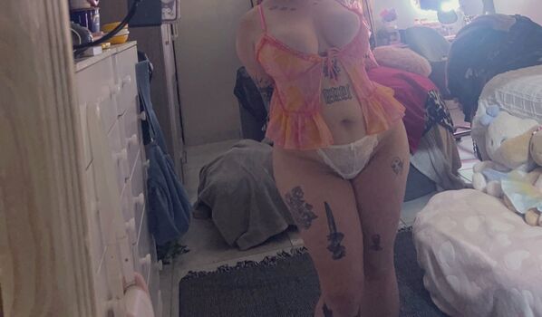 Full leaked Cici private onlyfans photo