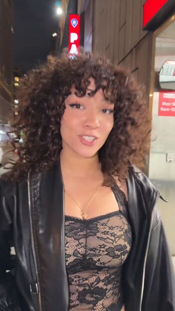 Full leaked Cinnabrit  page private onlyfans photo