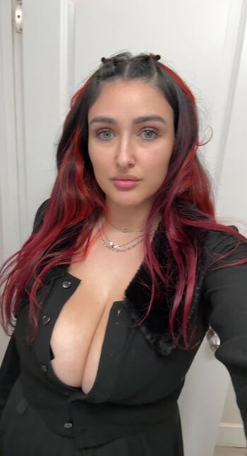 Full leaked Cinnamoon alien page private onlyfans photo