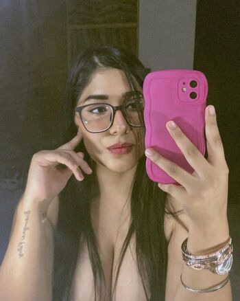 Full leaked Cinthia de leon private onlyfans photo