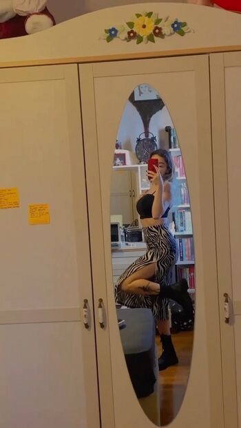 Full leaked Cisilleyup private onlyfans photo