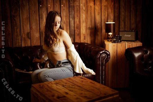 Full leaked Ck lightart page private onlyfans photo