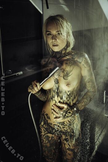 Full leaked Ck lightart page private onlyfans photo