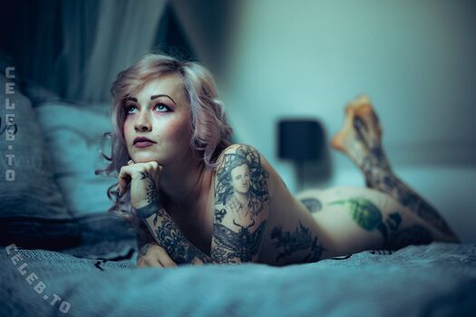 Full leaked Ck lightart private onlyfans photo