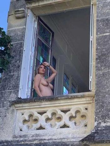 Full leaked Claire castel page private onlyfans photo