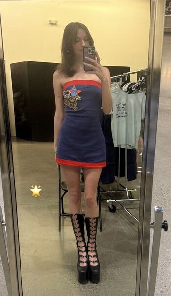 Full leaked Claire drake private onlyfans photo