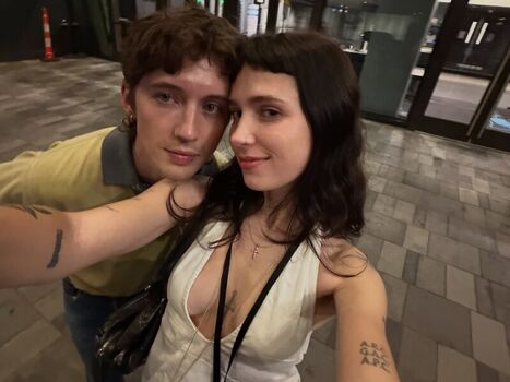 Full leaked Clairo page private onlyfans photo