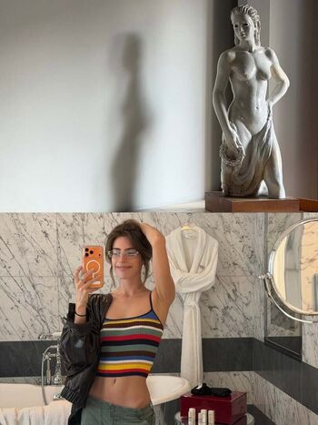 Full leaked Clara mcgregor private onlyfans photo