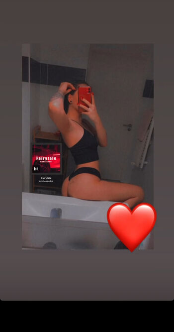 Full leaked Clara r private onlyfans photo