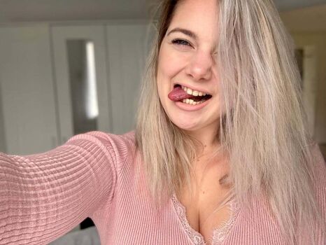 Full leaked Claraaa s page private onlyfans photo