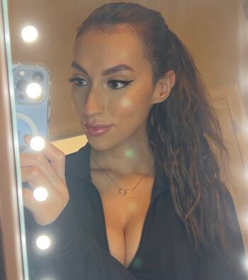 Full leaked Claraatwork private onlyfans photo
