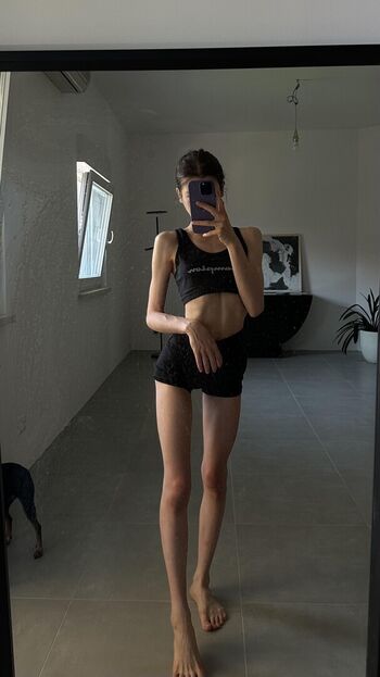Full leaked Claraneko private onlyfans photo