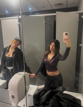 Full leaked Clarissa bea page private onlyfans photo