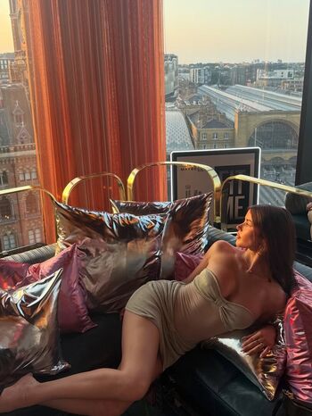 Full leaked Clarissa bea page private onlyfans photo