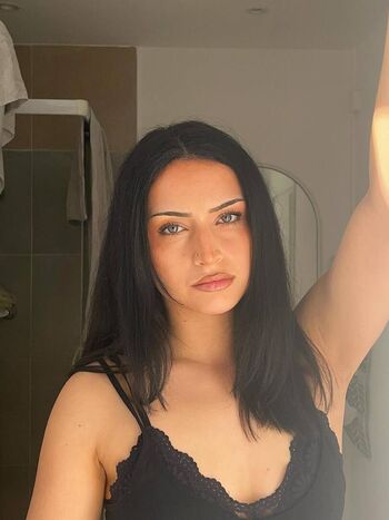 Full leaked Claryzerr private onlyfans photo