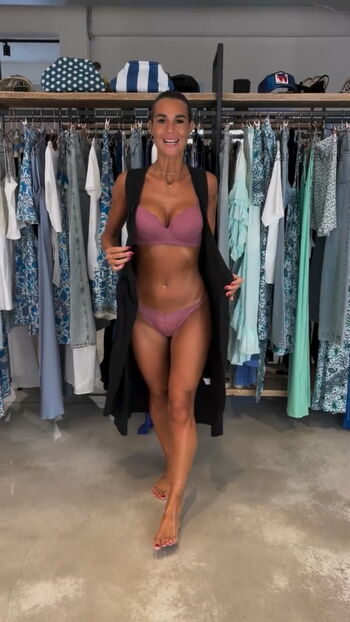 Full leaked Claudia magnabosco page private onlyfans photo