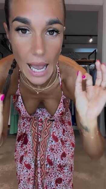 Full leaked Claudia magnabosco page private onlyfans photo