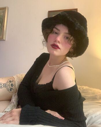 Full leaked Clavel private onlyfans photo
