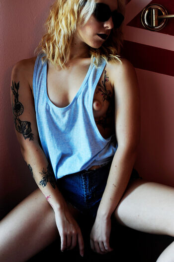 Full leaked Clementine poulain private onlyfans photo