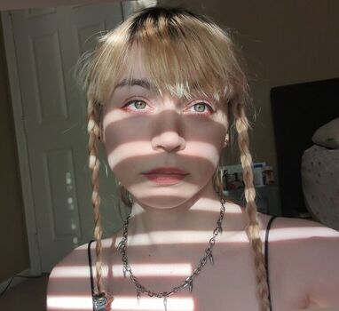 Full leaked Cloudy private onlyfans photo