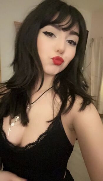 Full leaked Cloudy private onlyfans photo
