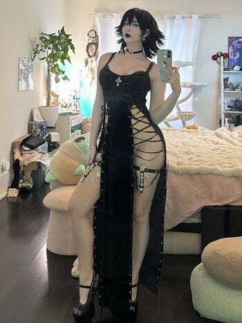 Full leaked Clueloo  page private onlyfans photo