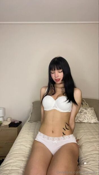 Full leaked Cnymiau private onlyfans photo